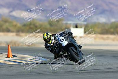 media/Jan-09-2022-SoCal Trackdays (Sun) [[2b1fec8404]]/Turn 14 (10am)/